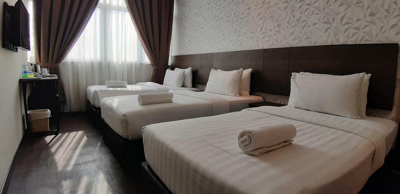 Miico Hotel @ Mount Austin Джохор-Бару Экстерьер фото